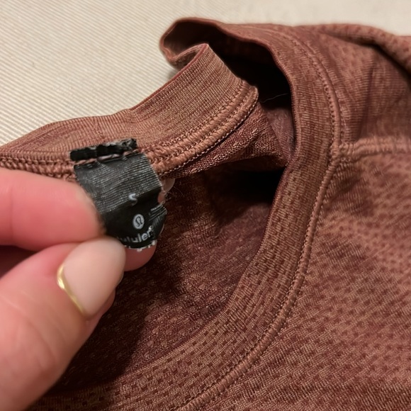 Lululemon Metal Vent Tech Long Sleeve - Picture 8 of 9